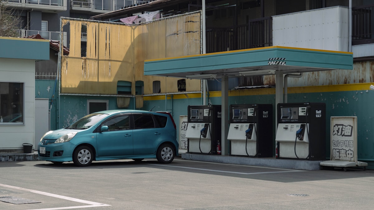 ガソリンスタンドのM&A動向｜売却相場と承継の選択肢