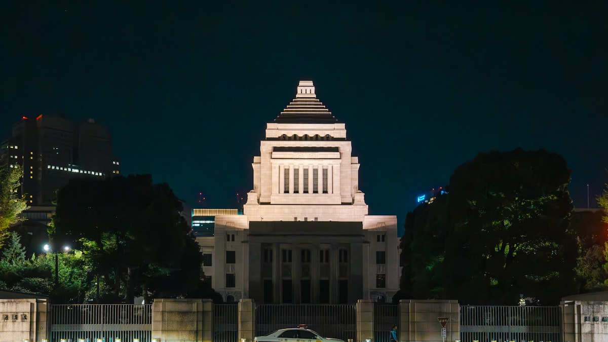 警備業界のM&A動向とは？売却相場と人手不足時代のポイント