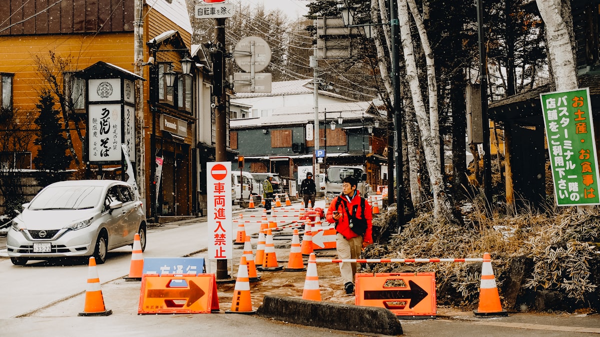 セイワHD、「ポストフレックス」の保安道路企画を完全子会社化　ファンドから全株取得