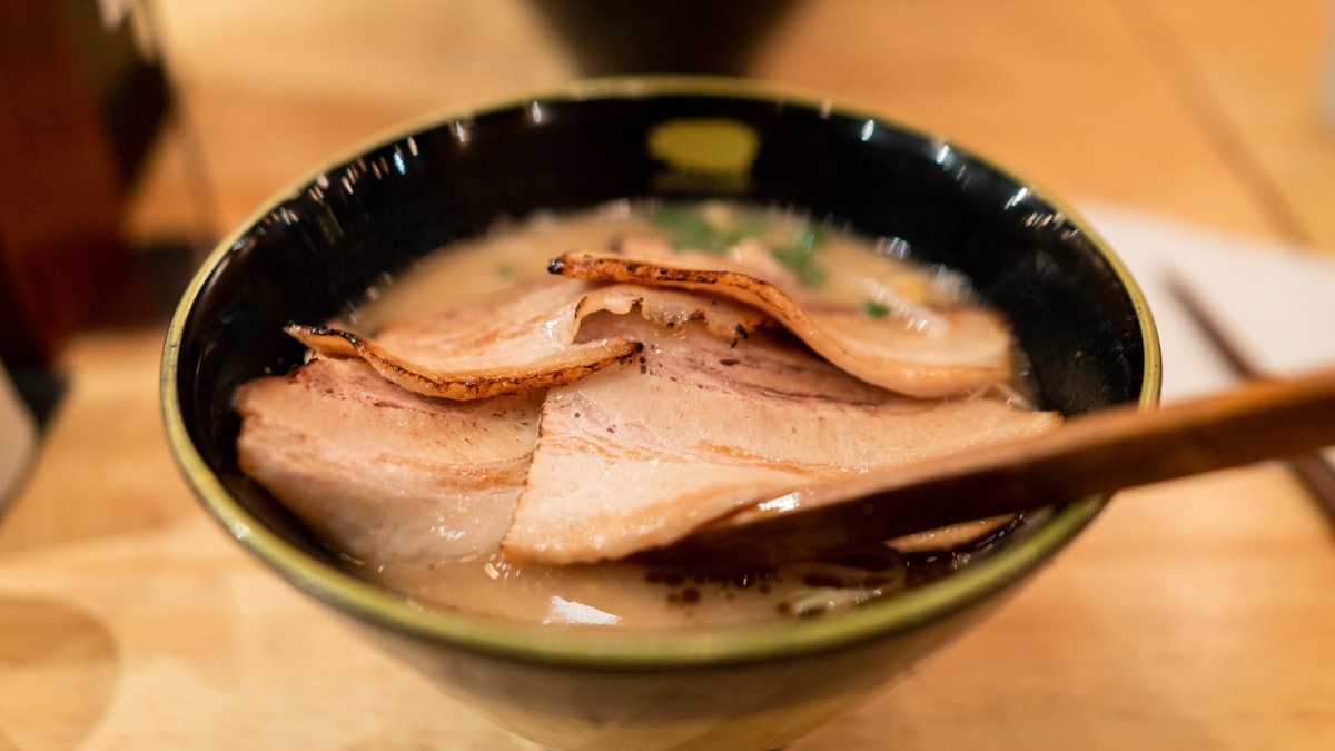 日本製麻、ラーメン「銀座 八五」運営のFOJ完全子会社化